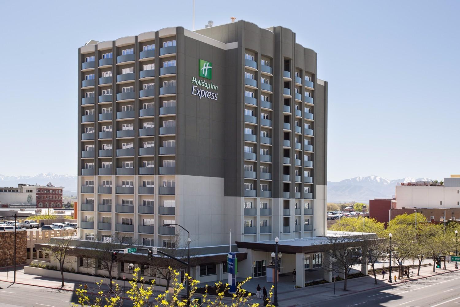 Holiday Inn Express & Suites - Sturbridge By Ihg Экстерьер фото