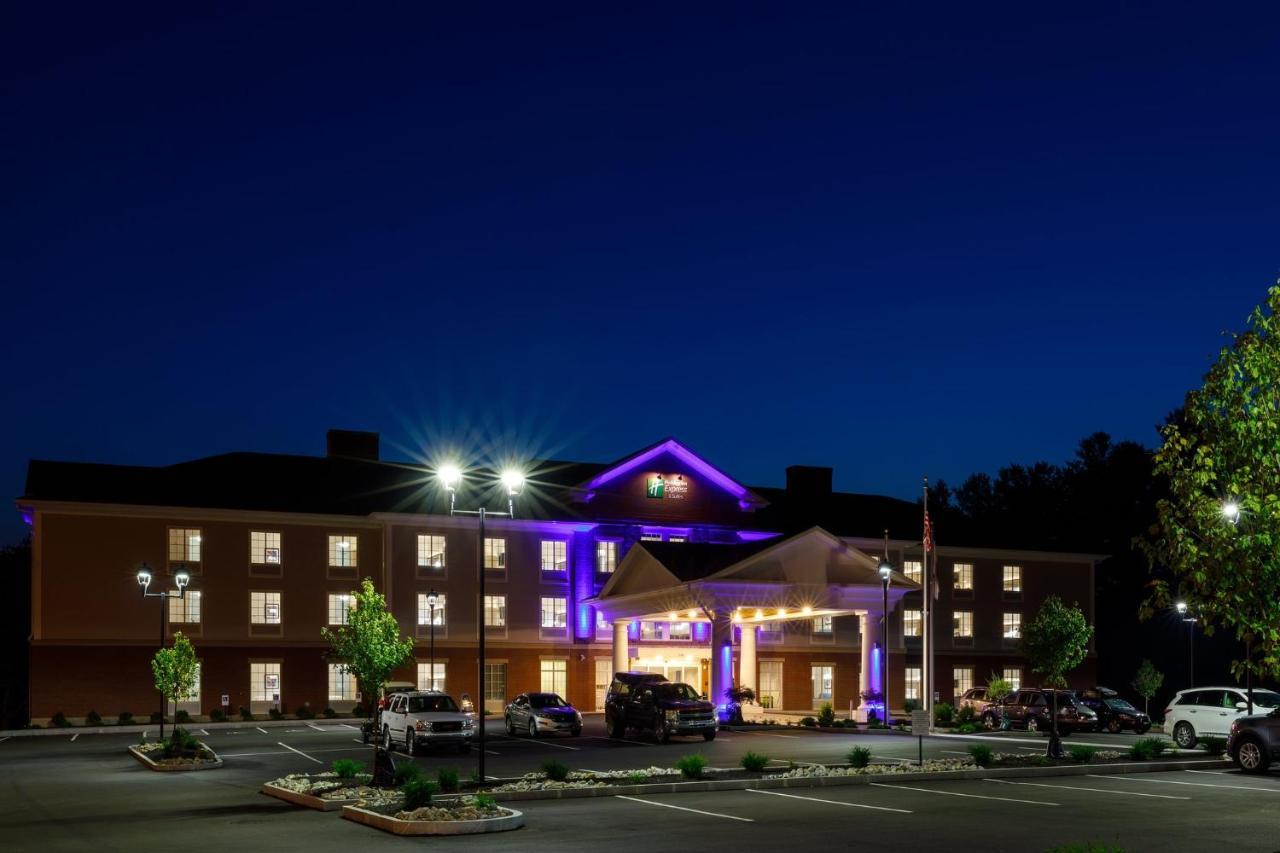 Holiday Inn Express & Suites - Sturbridge By Ihg Экстерьер фото