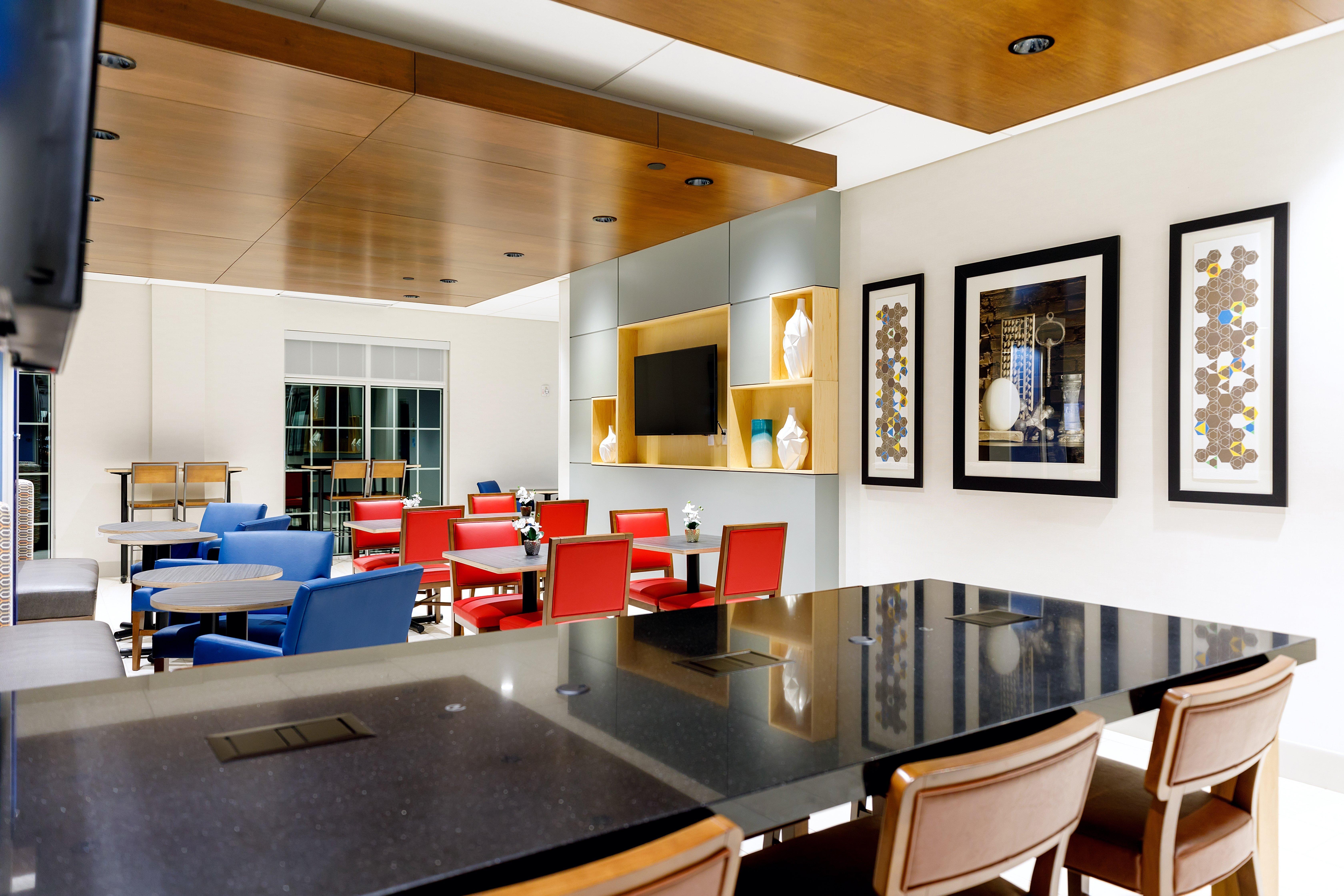 Holiday Inn Express & Suites - Sturbridge By Ihg Экстерьер фото